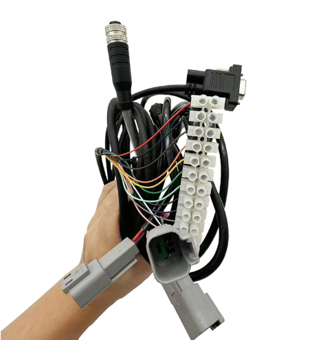 custom automotive wiring harness2.png